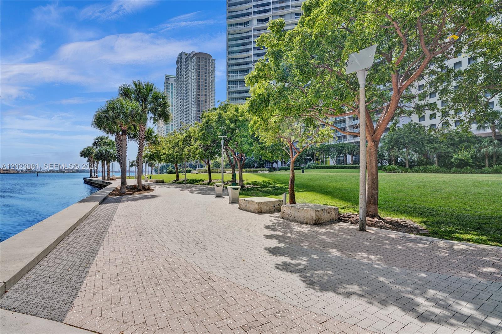 485 Brickell Ave #4206 Miami, FL 33131