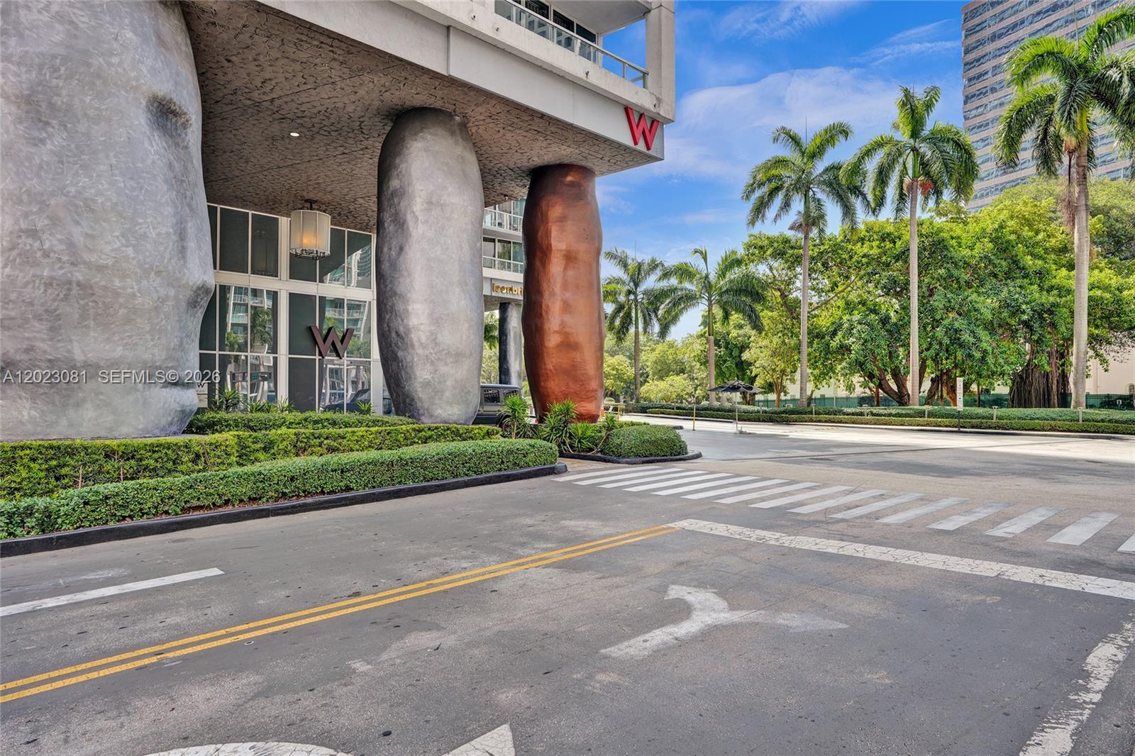 485 Brickell Ave #4206 Miami, FL 33131