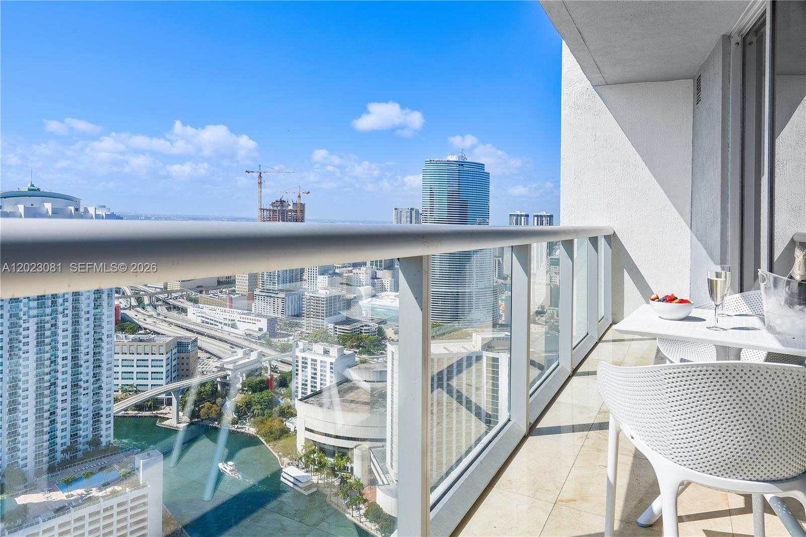 485 Brickell Ave #4206 Miami, FL 33131