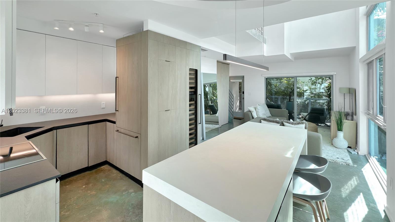 734 Michigan Ave #7 Miami Beach, FL 33139