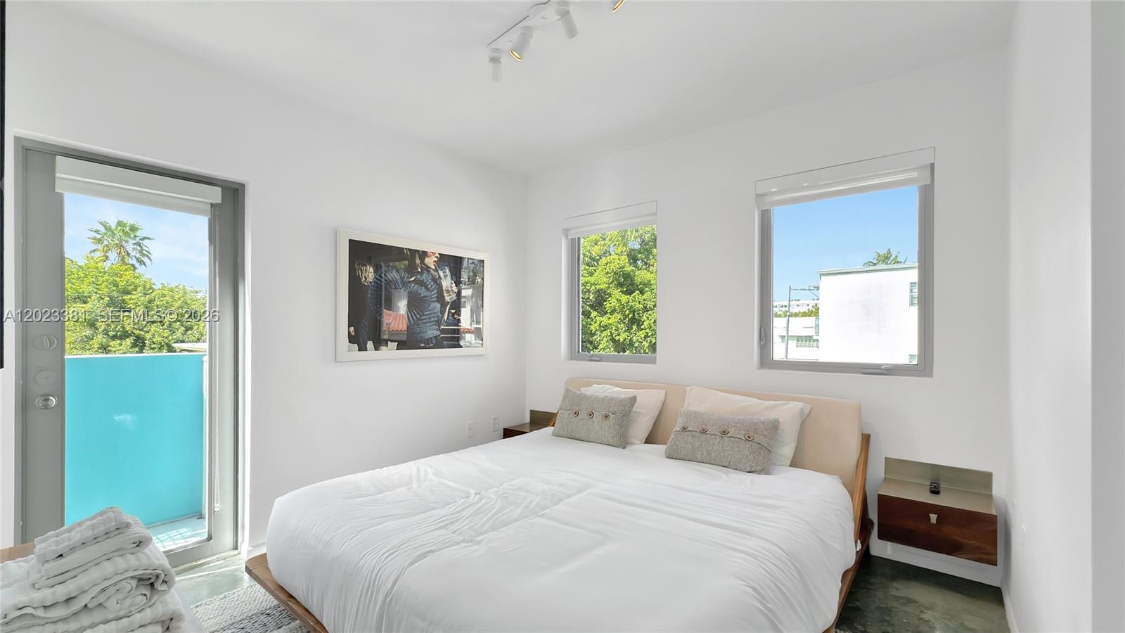 734 Michigan Ave #7 Miami Beach, FL 33139