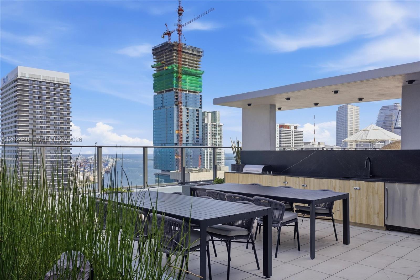 121 NE 5th St #1712 Miami, FL 33132
