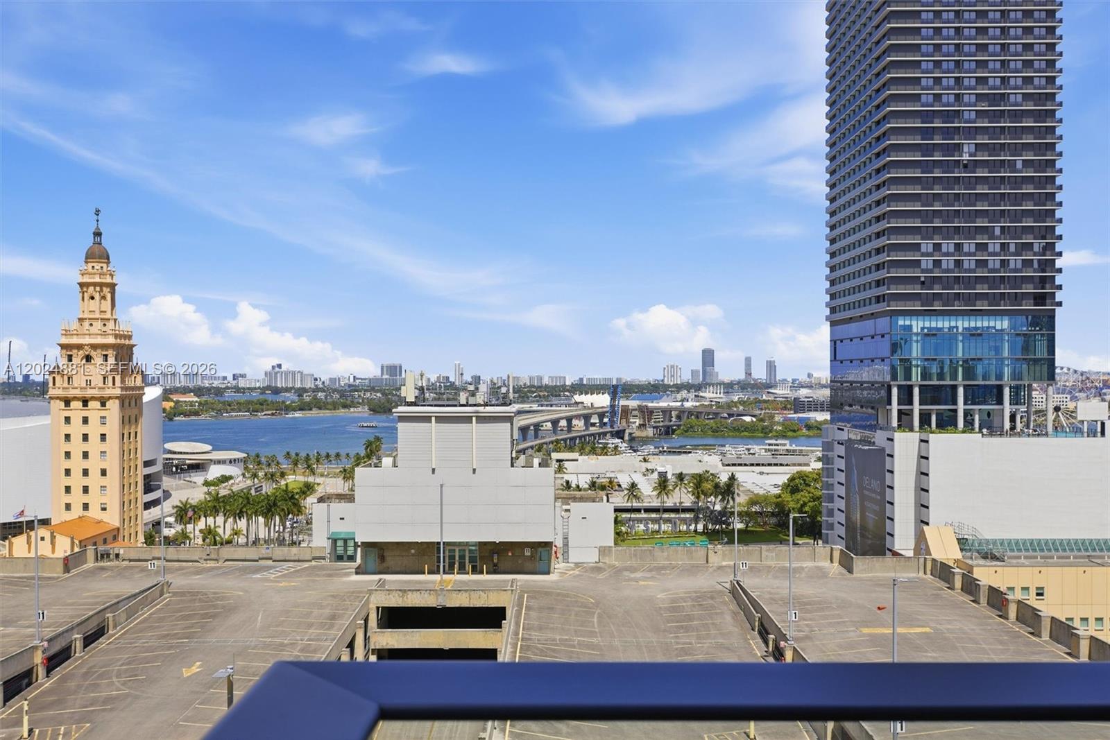 121 NE 5th St #1712 Miami, FL 33132
