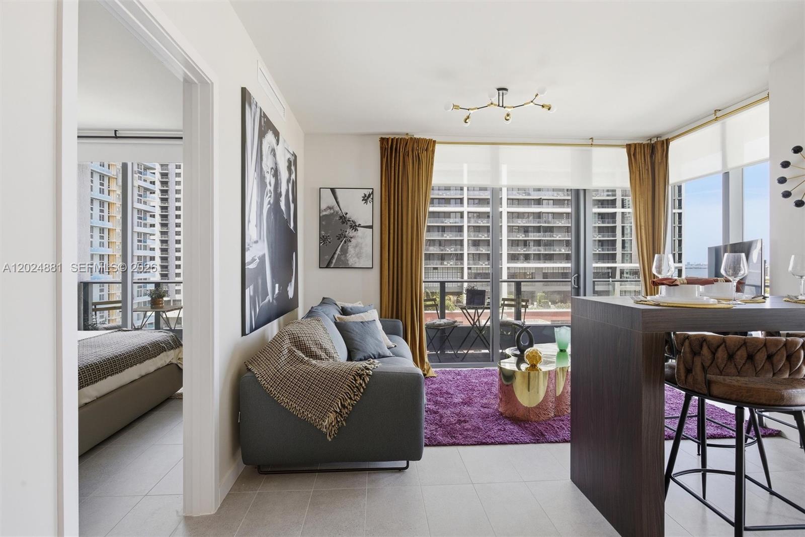 121 NE 5th St #1712 Miami, FL 33132