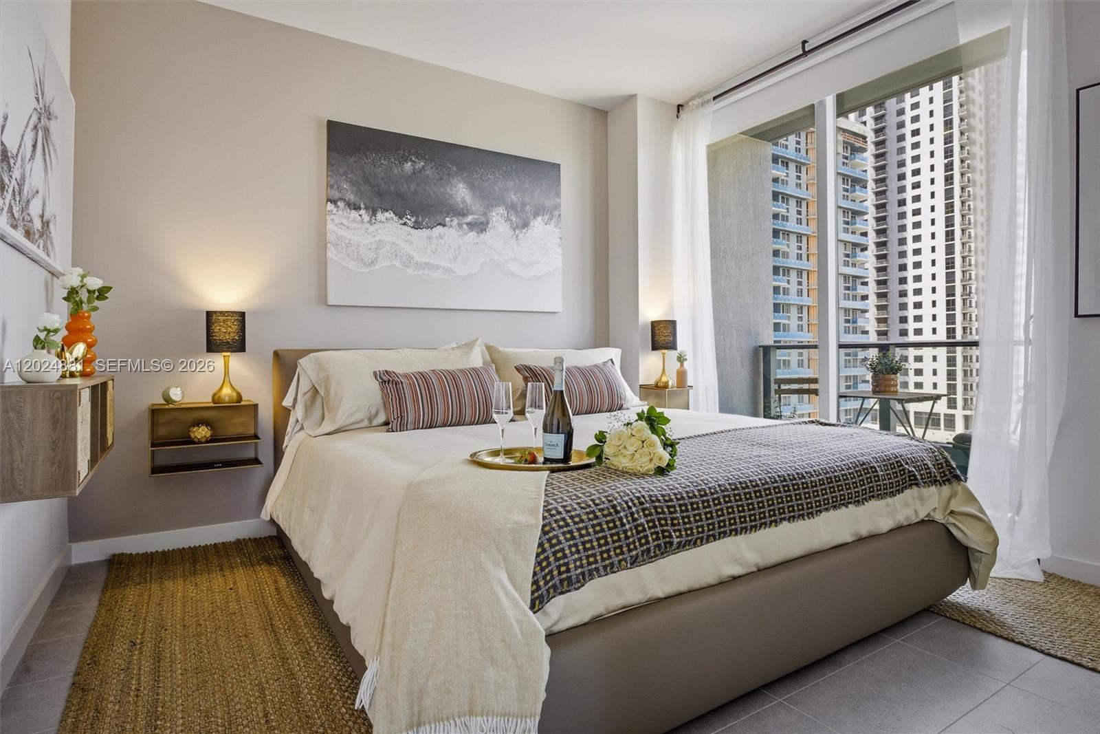 121 NE 5th St #1712 Miami, FL 33132