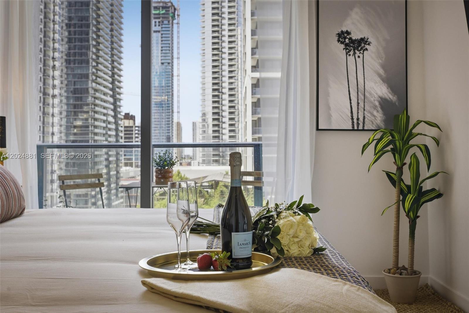 121 NE 5th St #1712 Miami, FL 33132