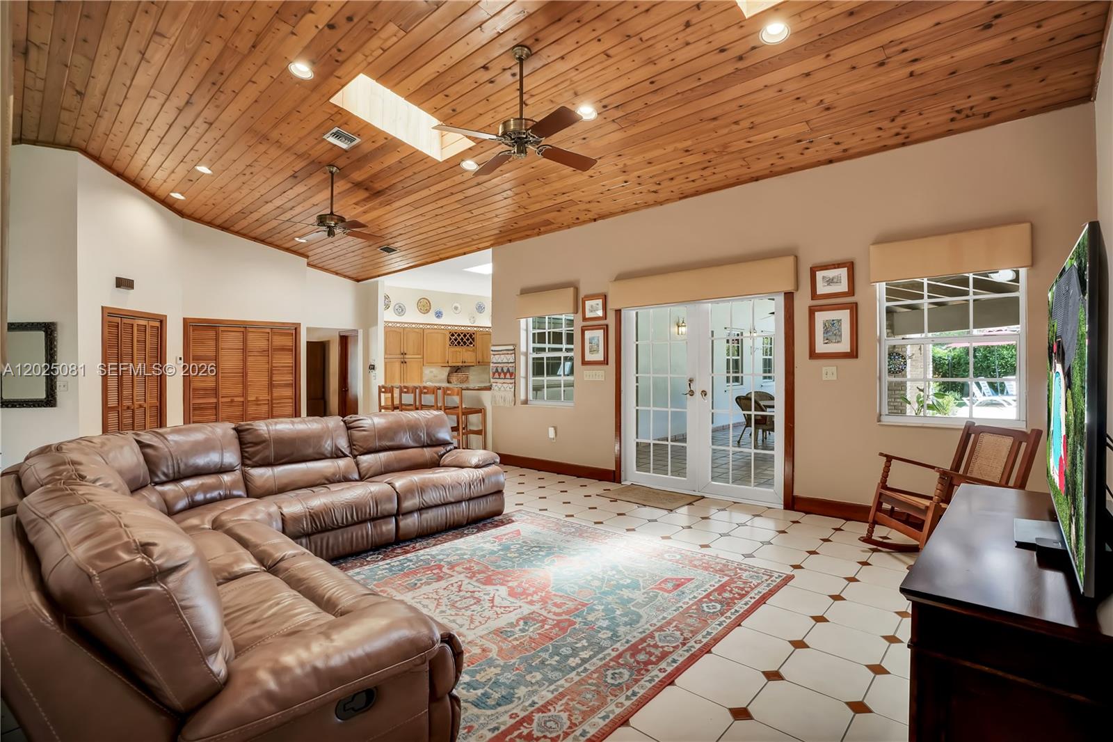 9861 SW 130th St Miami, FL 33176
