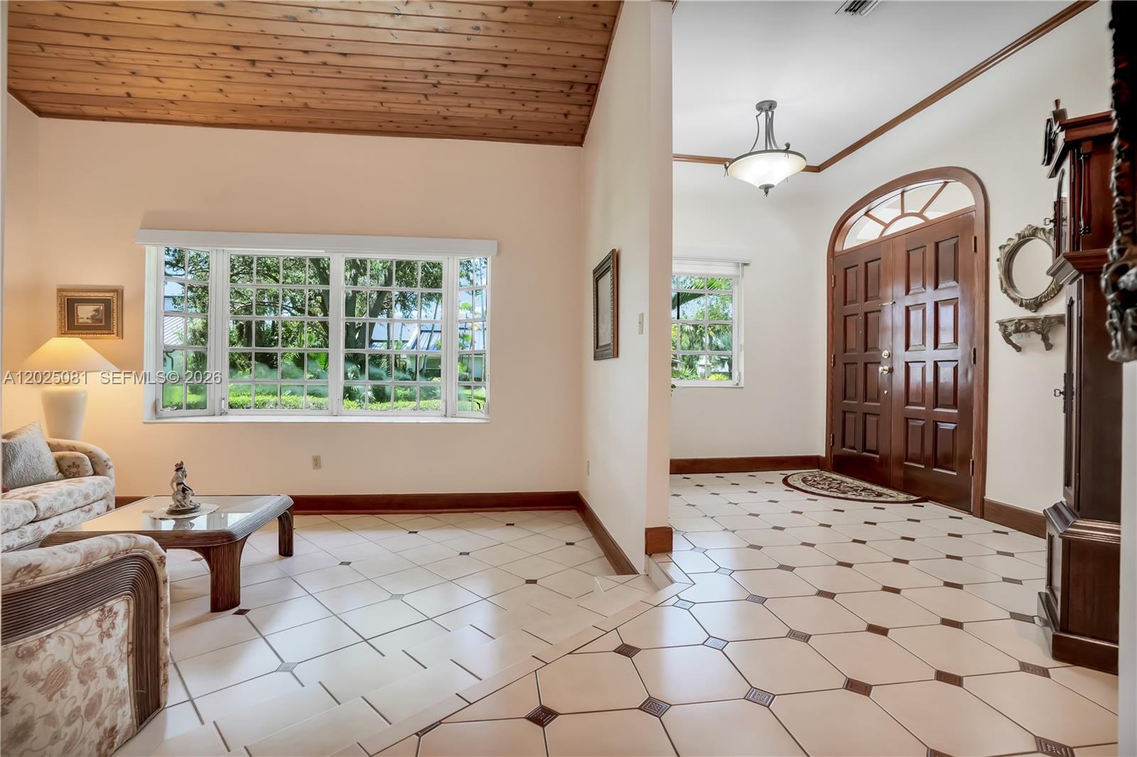 9861 SW 130th St Miami, FL 33176