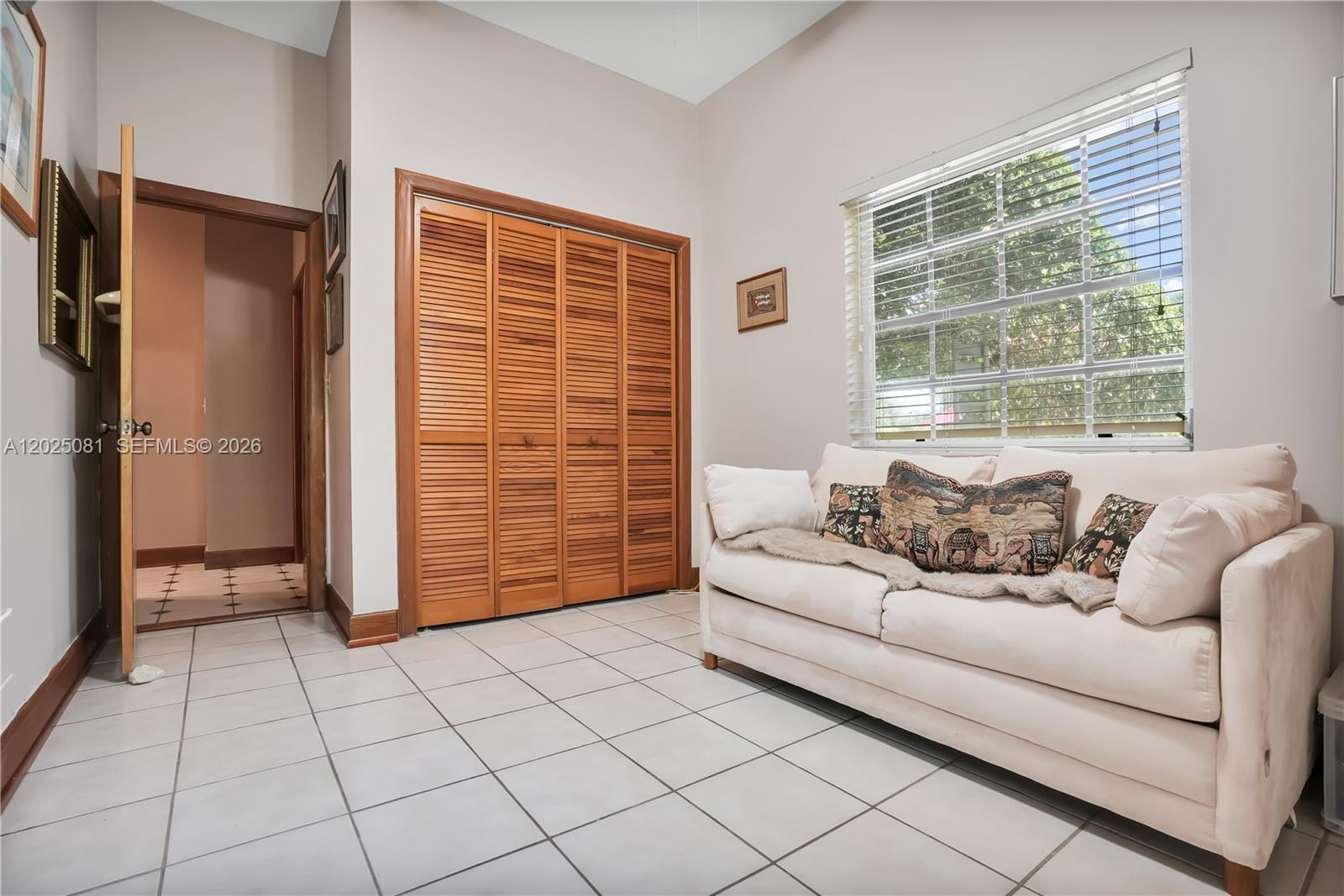 9861 SW 130th St Miami, FL 33176