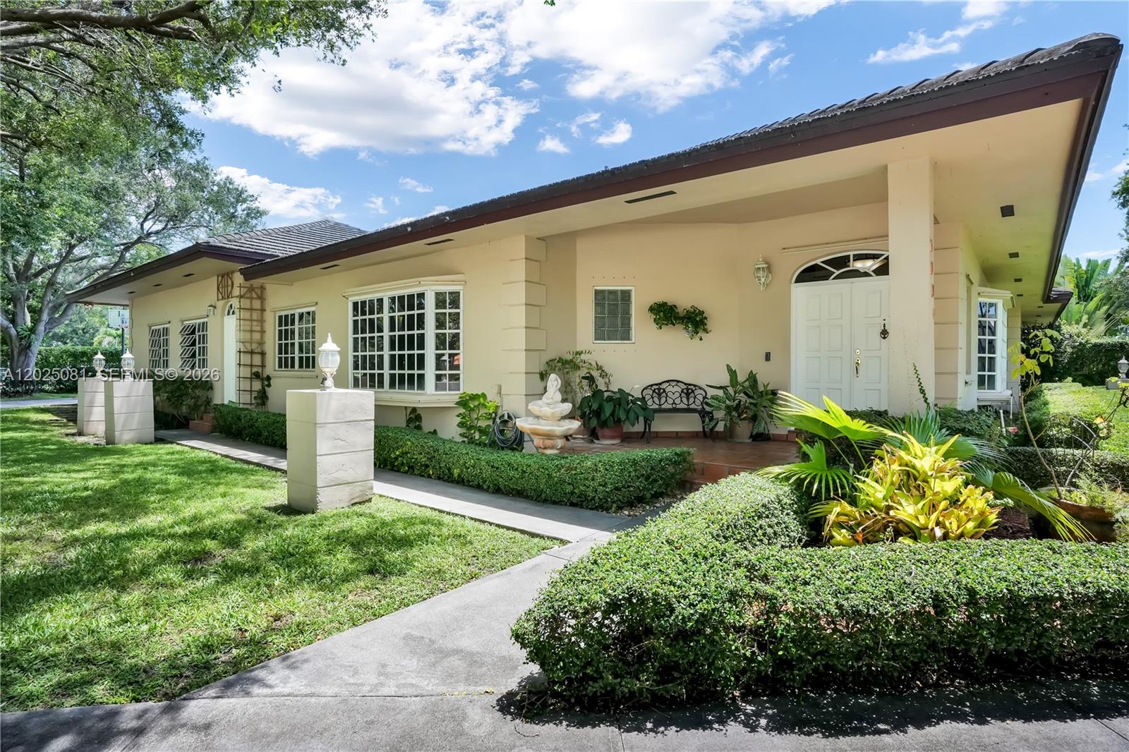9861 SW 130th St Miami, FL 33176