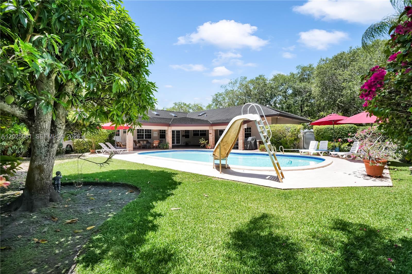 9861 SW 130th St Miami, FL 33176