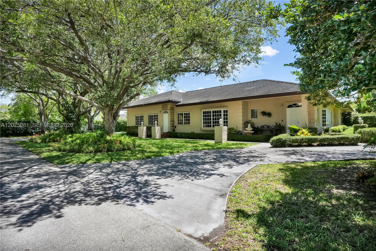 9861 SW 130th St Miami, FL 33176