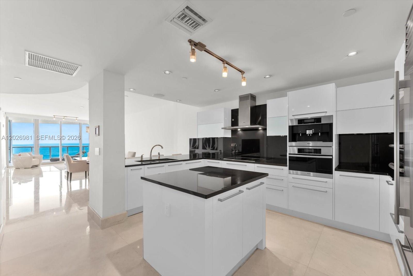 17121 Collins Ave #3905 Sunny Isles Beach, FL 33160
