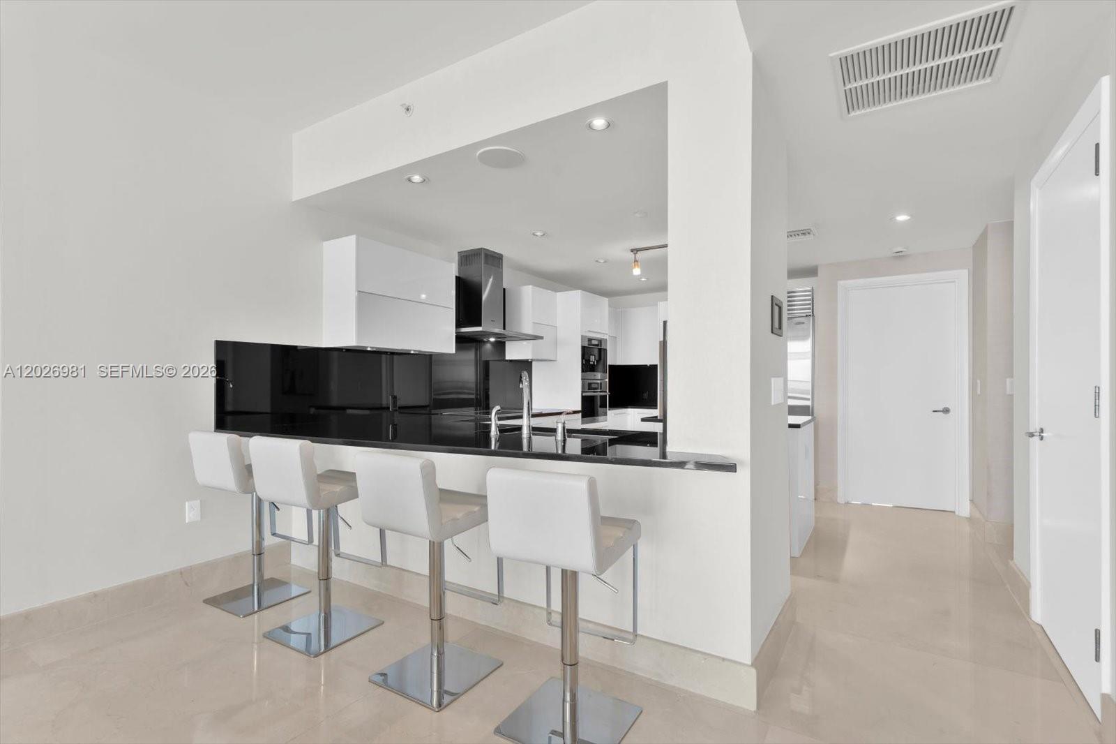 17121 Collins Ave #3905 Sunny Isles Beach, FL 33160