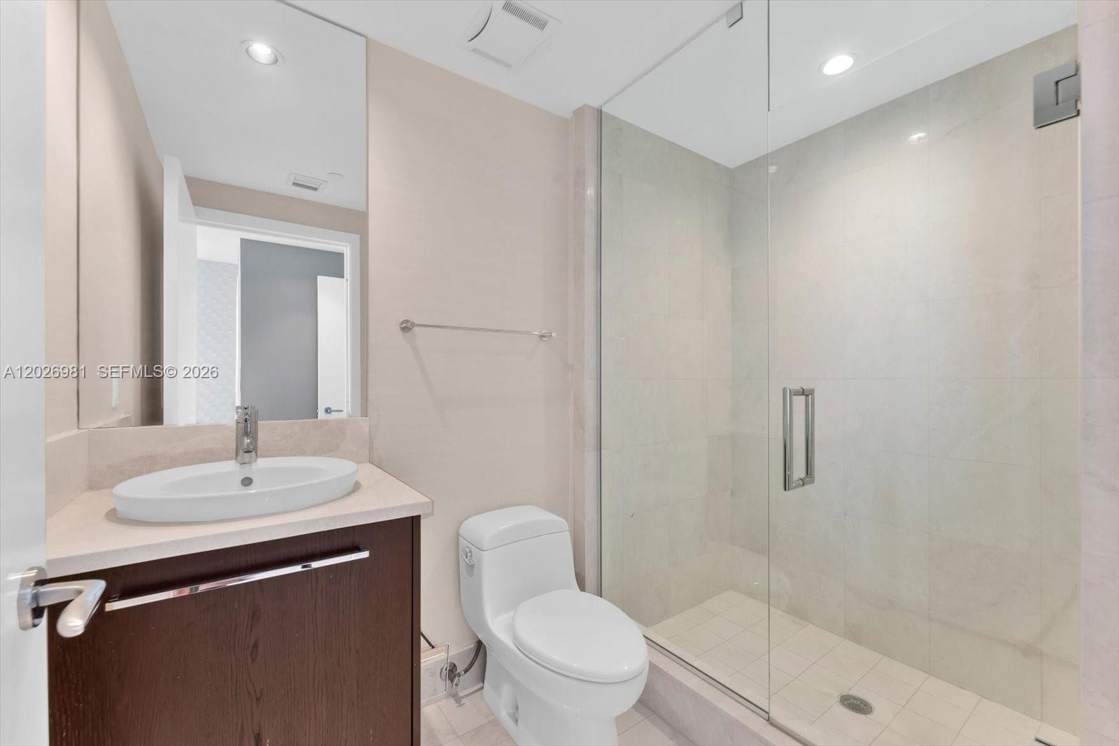 17121 Collins Ave #3905 Sunny Isles Beach, FL 33160