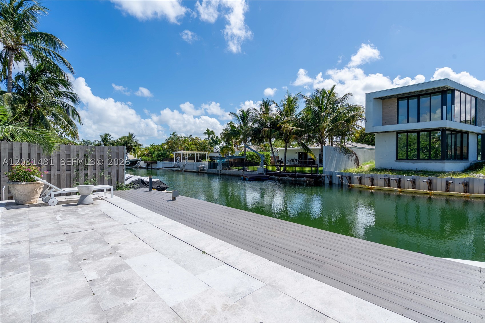 7850 Hawthorne Ave Miami Beach, FL 33141