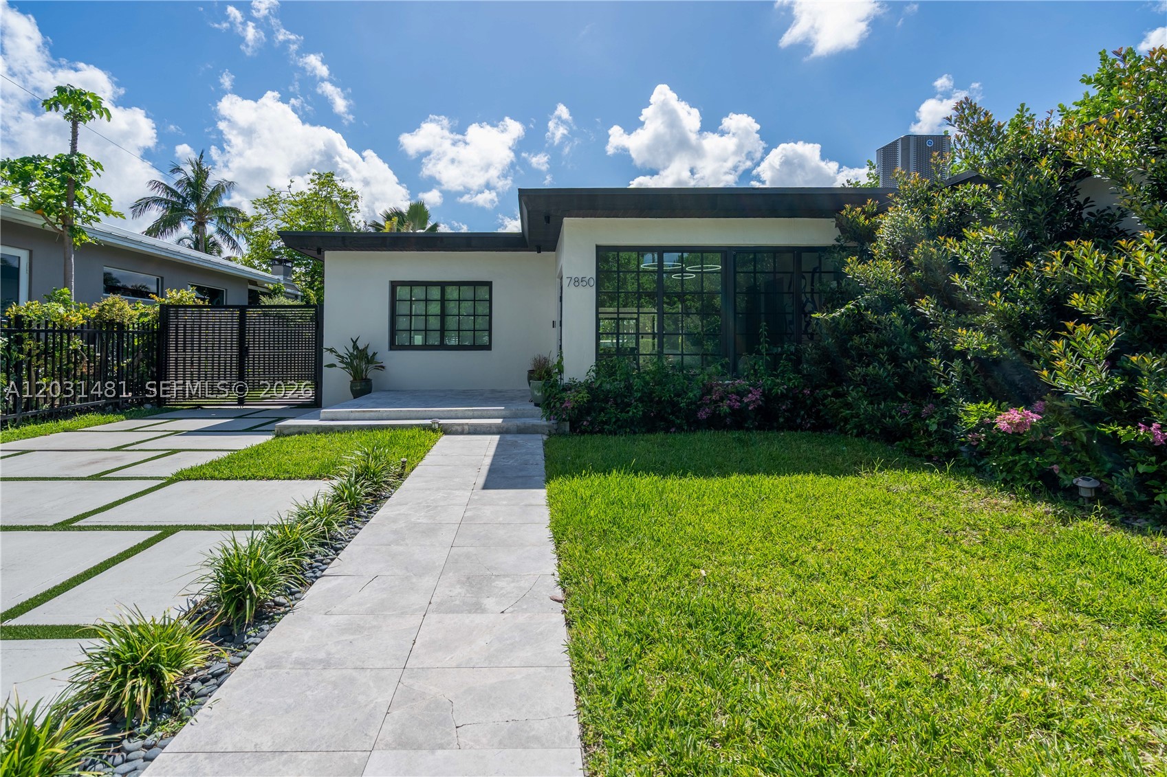 7850 Hawthorne Ave Miami Beach, FL 33141