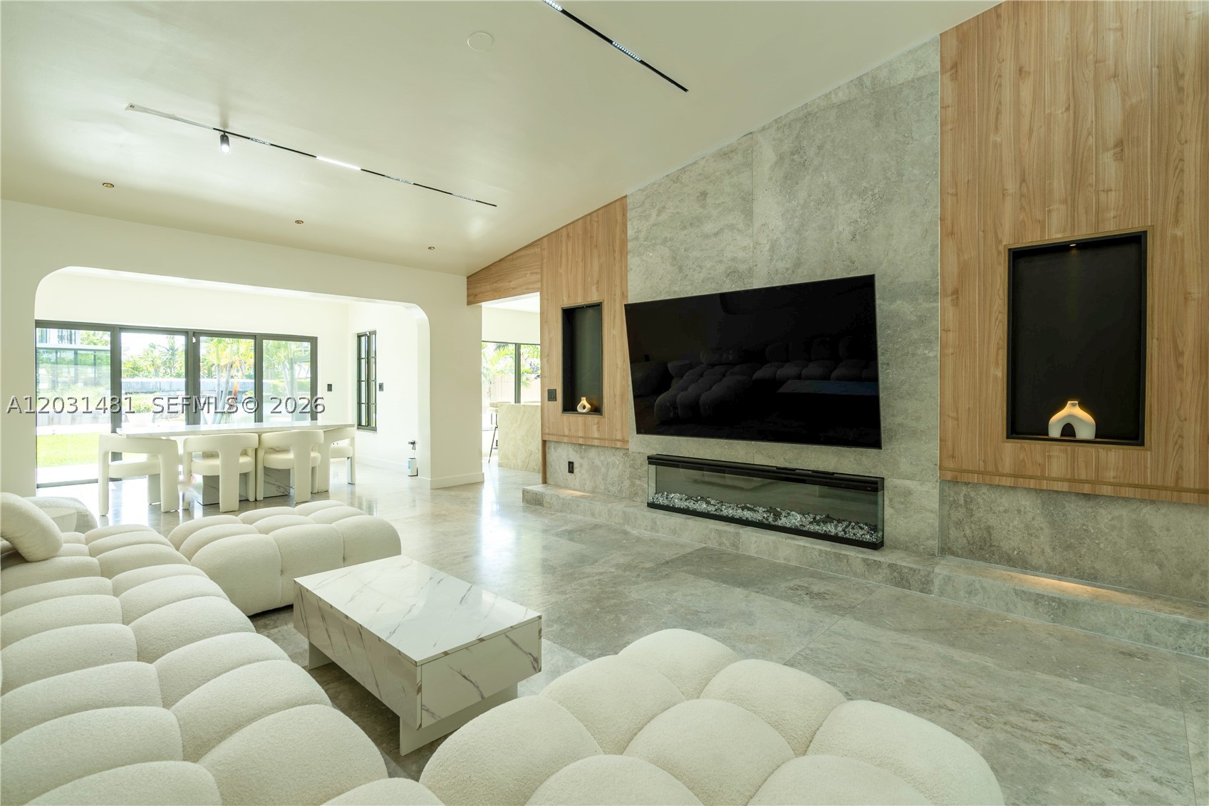 7850 Hawthorne Ave Miami Beach, FL 33141