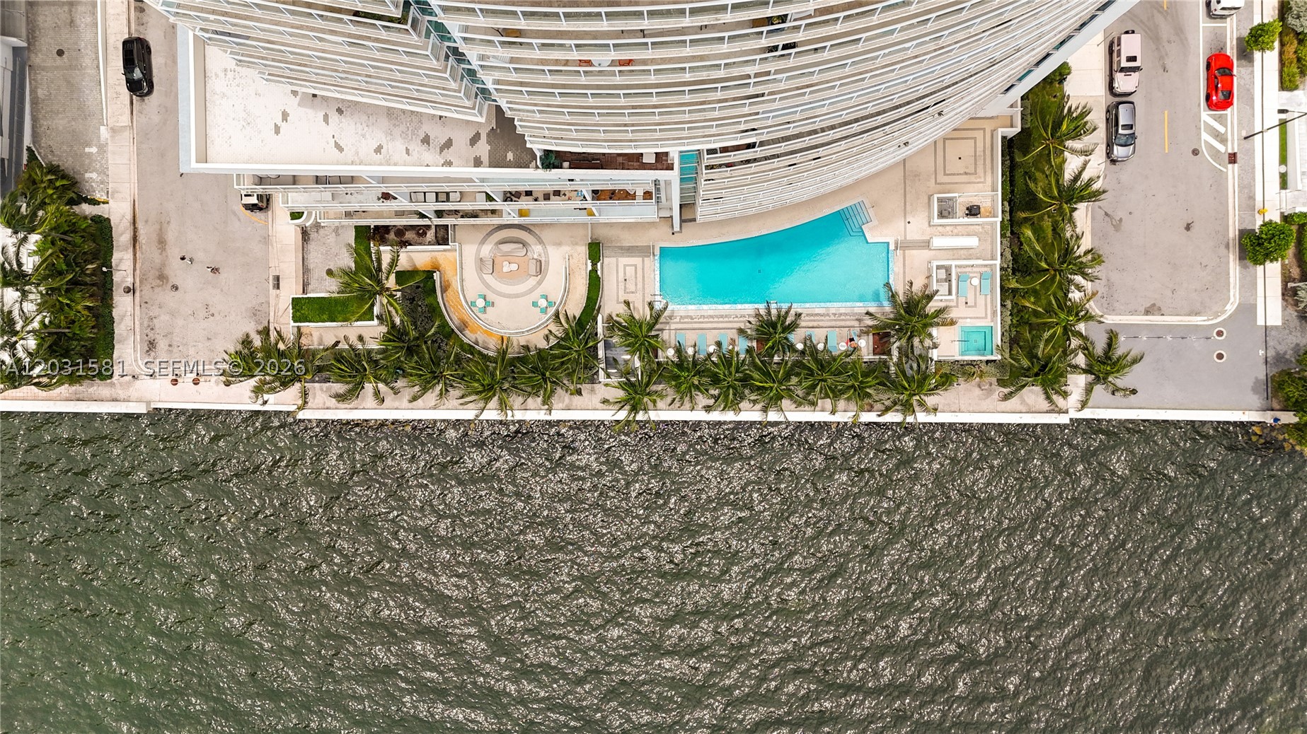 image Onyx on the Bay31