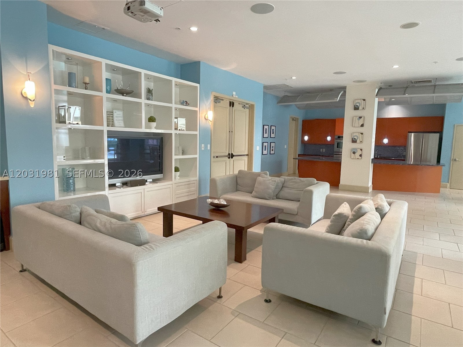 image Cite on the Bay East35