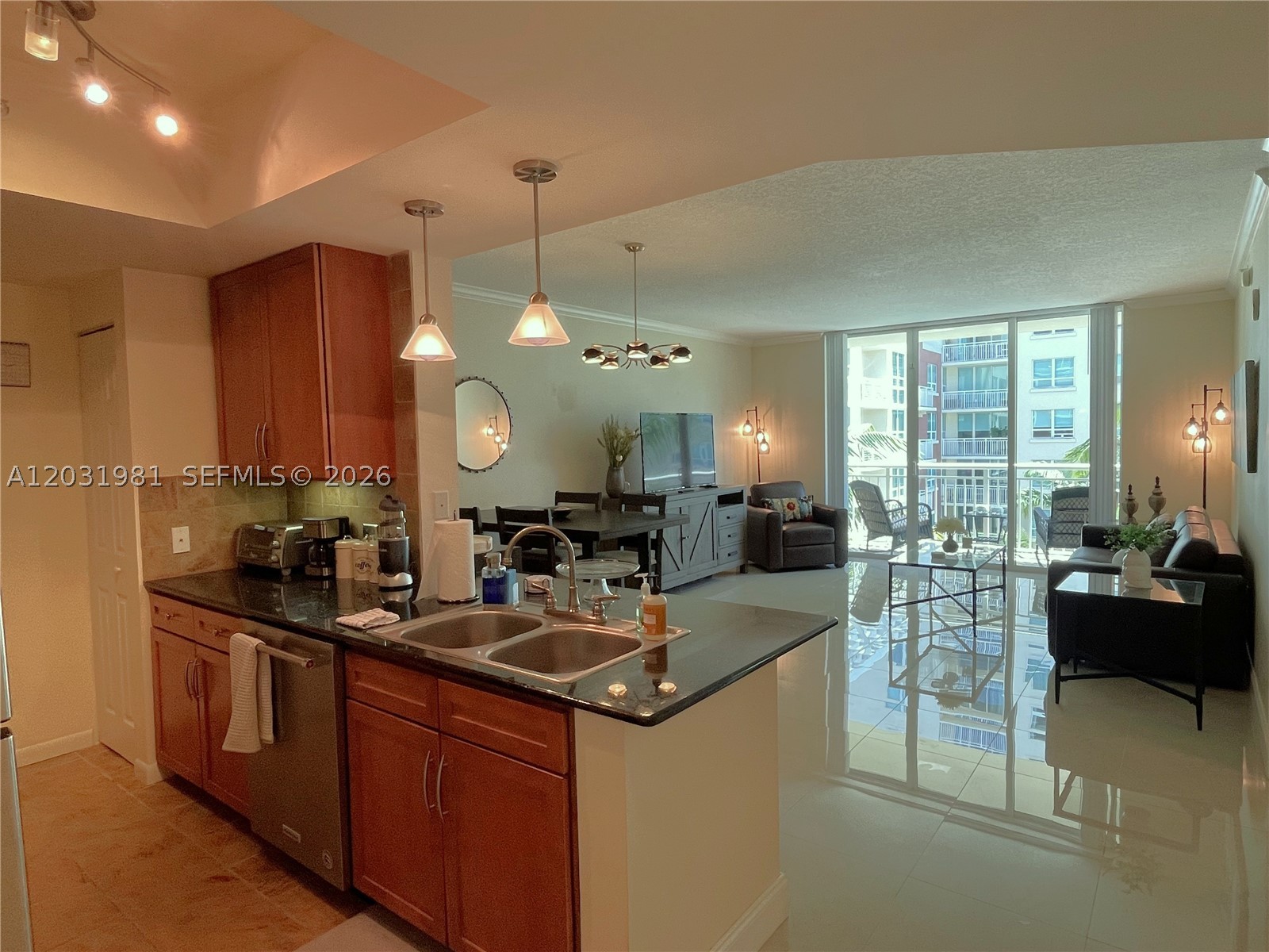 image Cite on the Bay East5