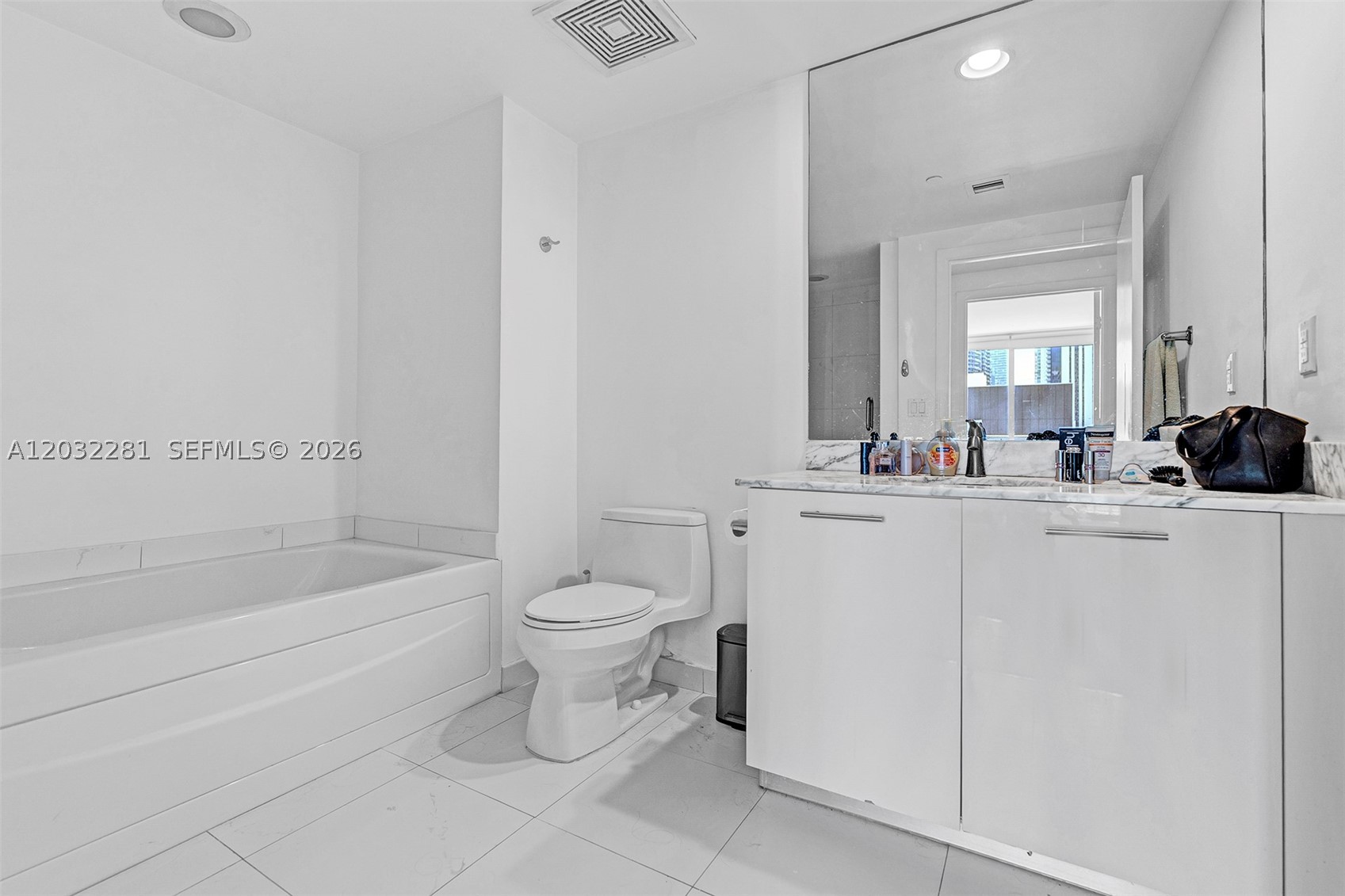 image 500 Brickell West22