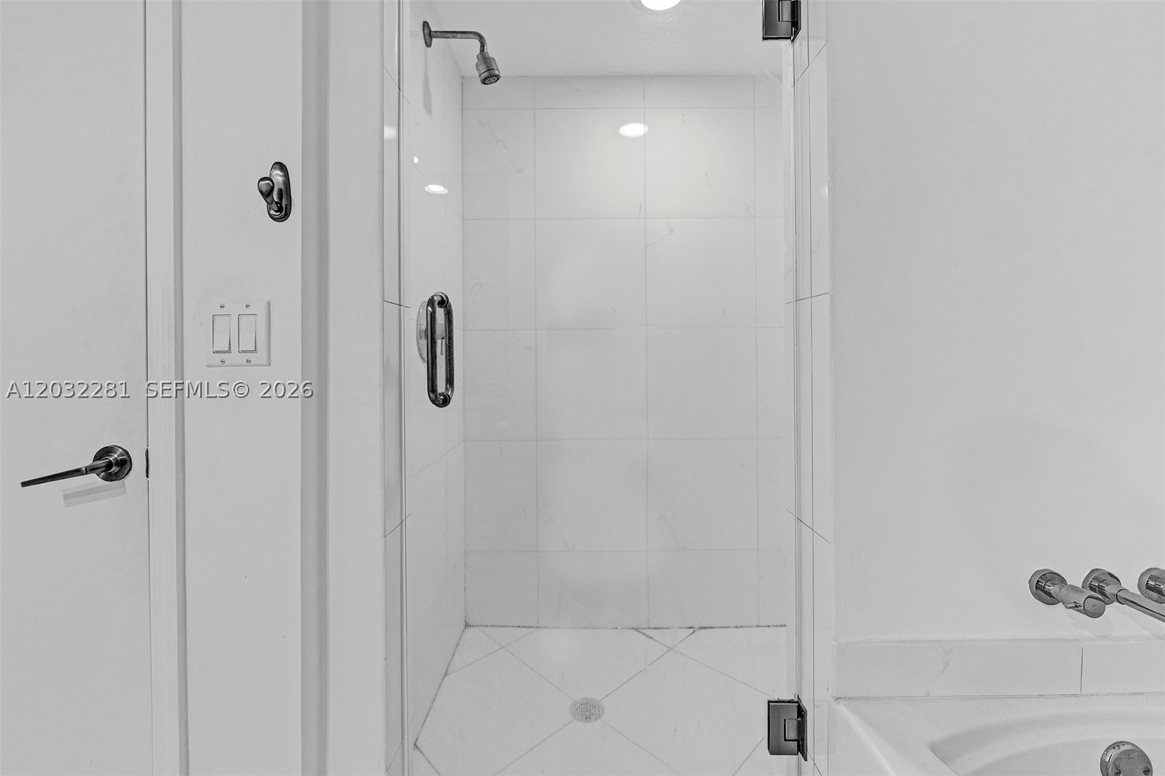 image 500 Brickell West24