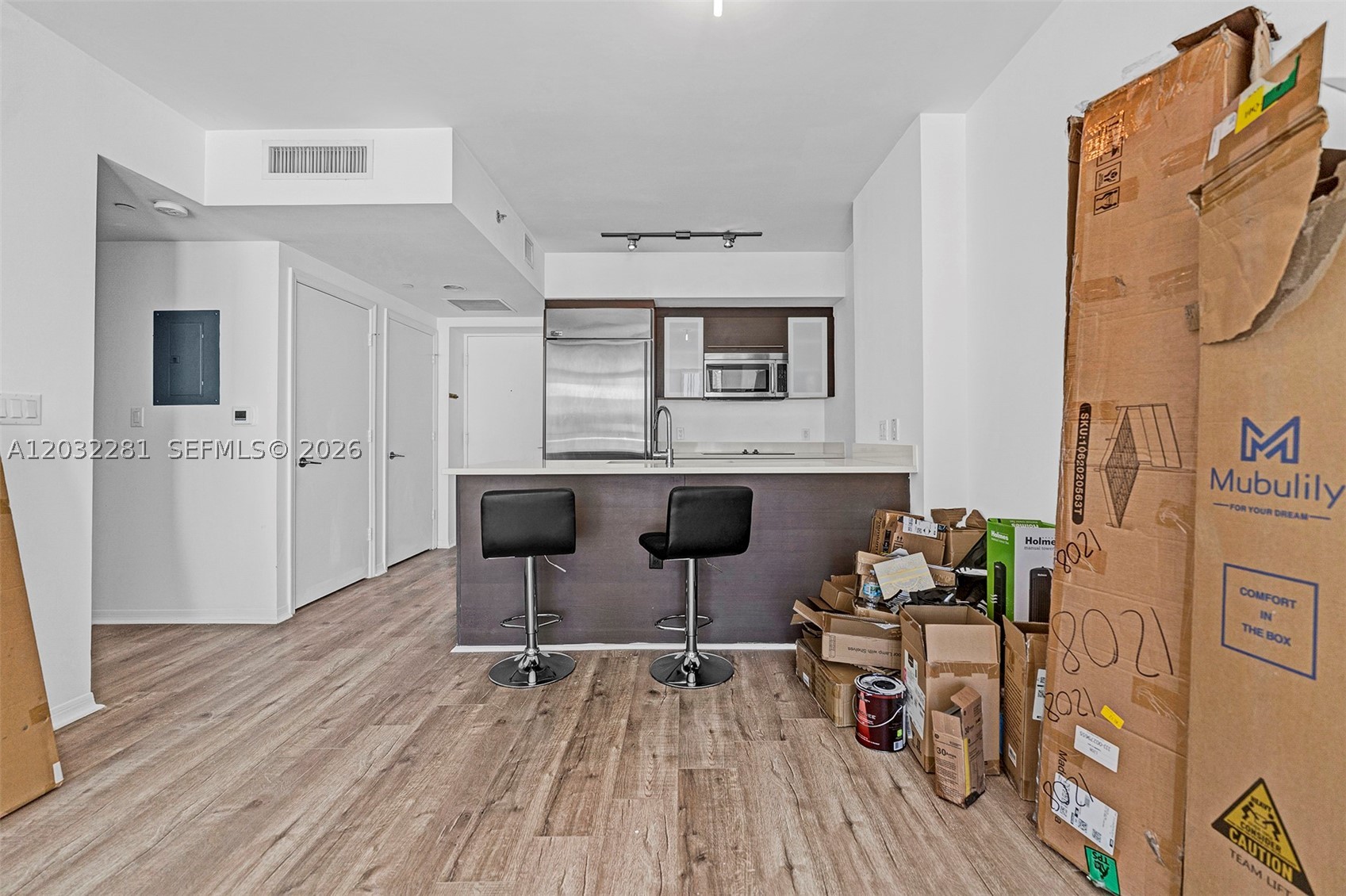 image 500 Brickell West5