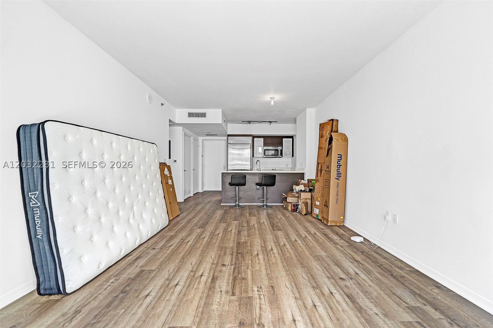 image 500 Brickell West7