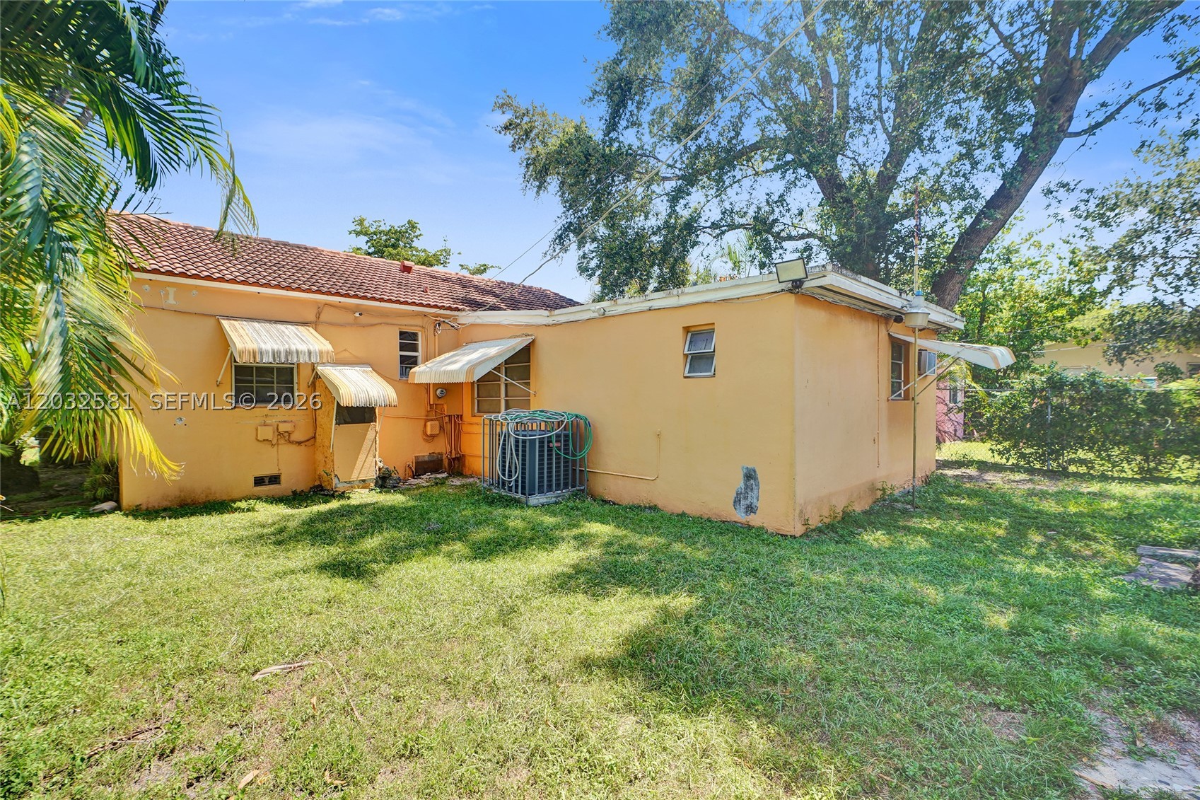 555 NW 46th St Miami, FL 33127