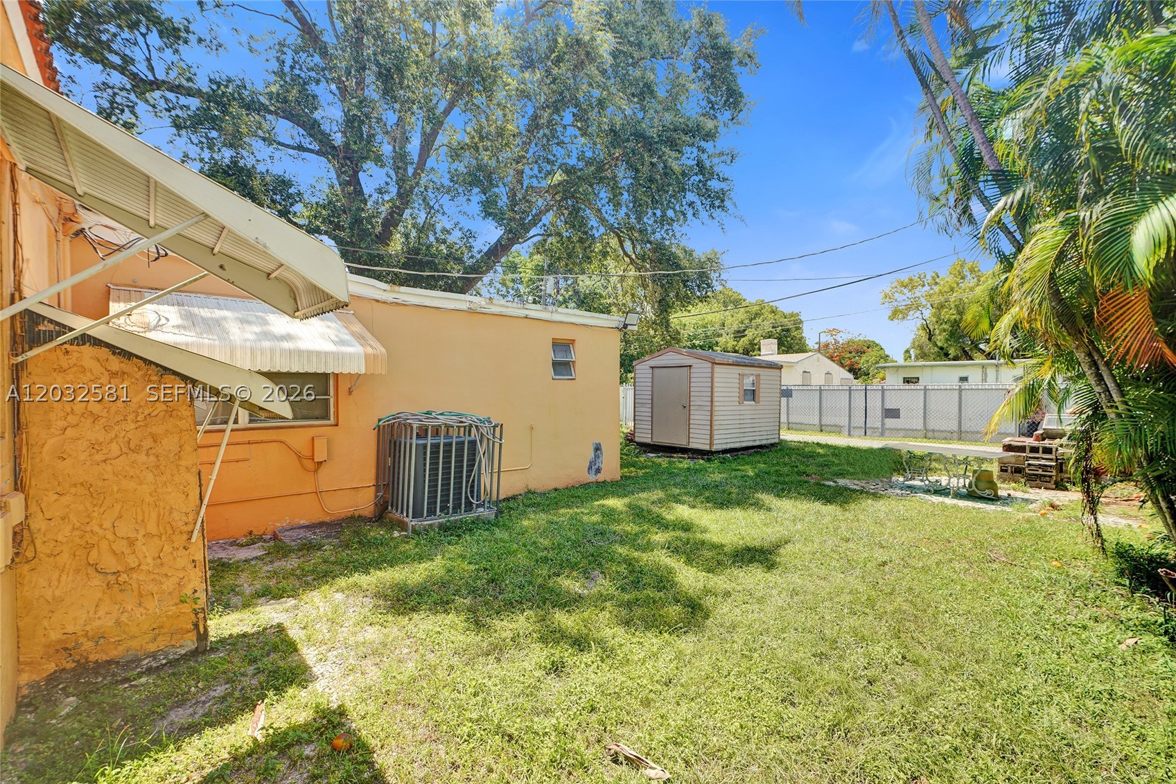 555 NW 46th St Miami, FL 33127