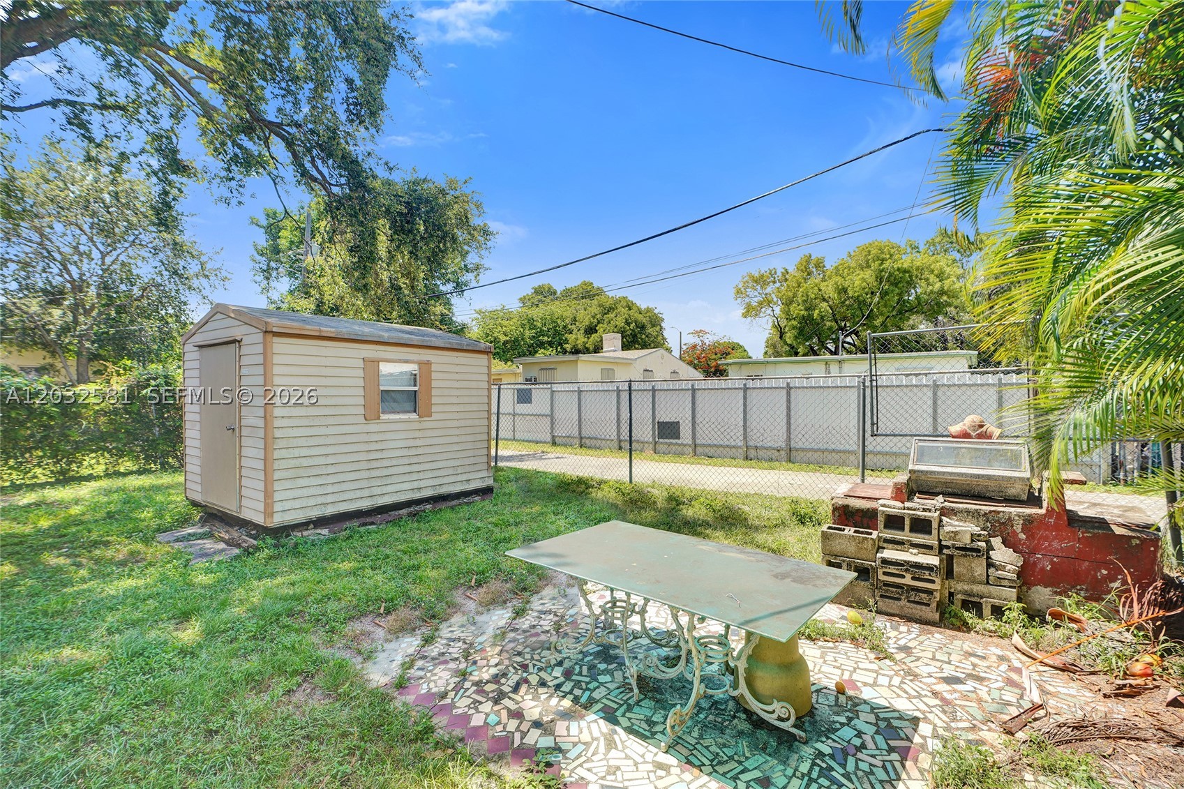 555 NW 46th St Miami, FL 33127
