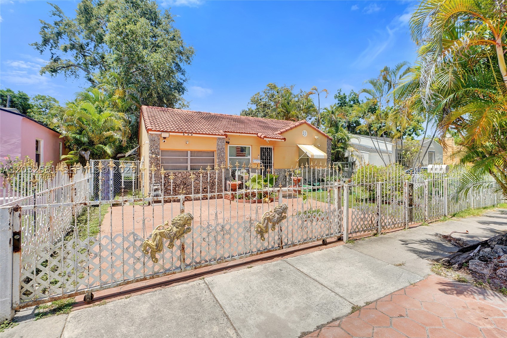 555 NW 46th St Miami, FL 33127