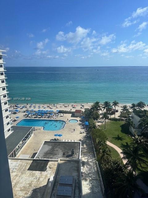 19201 Collins Ave #1044
