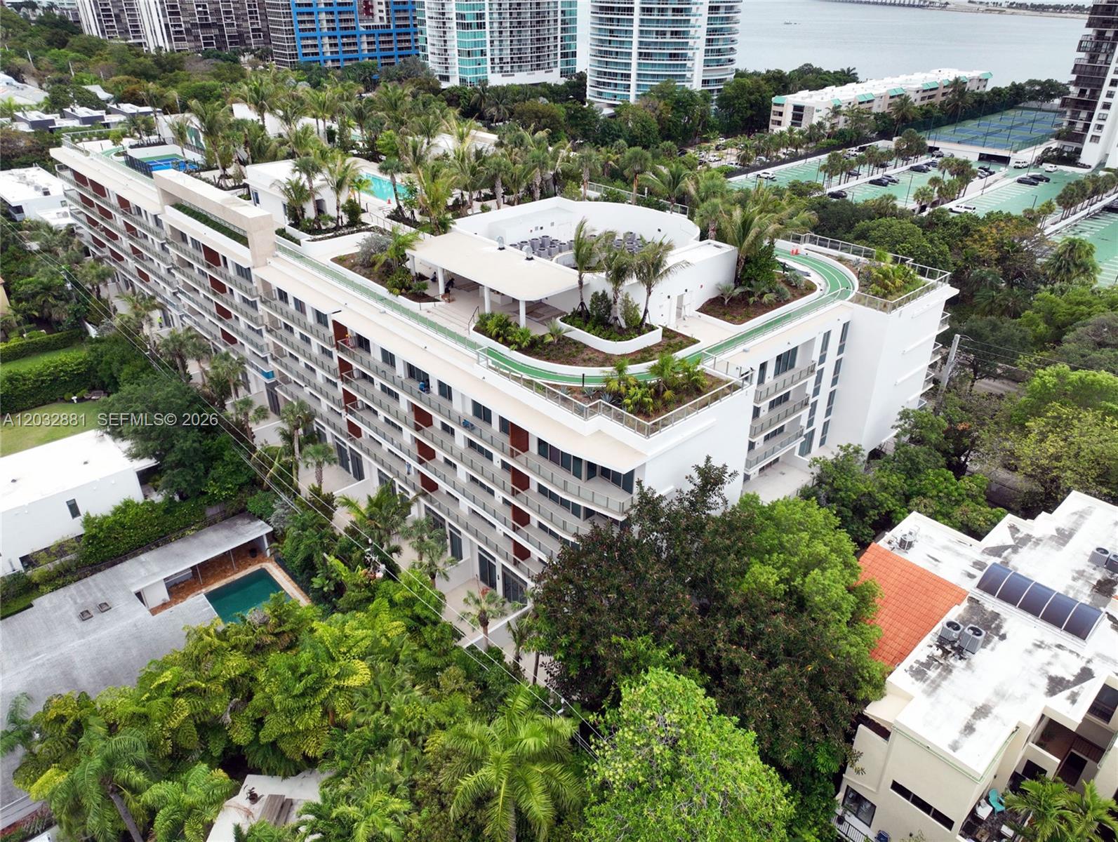 2200 Brickell #218 Miami, FL 33129