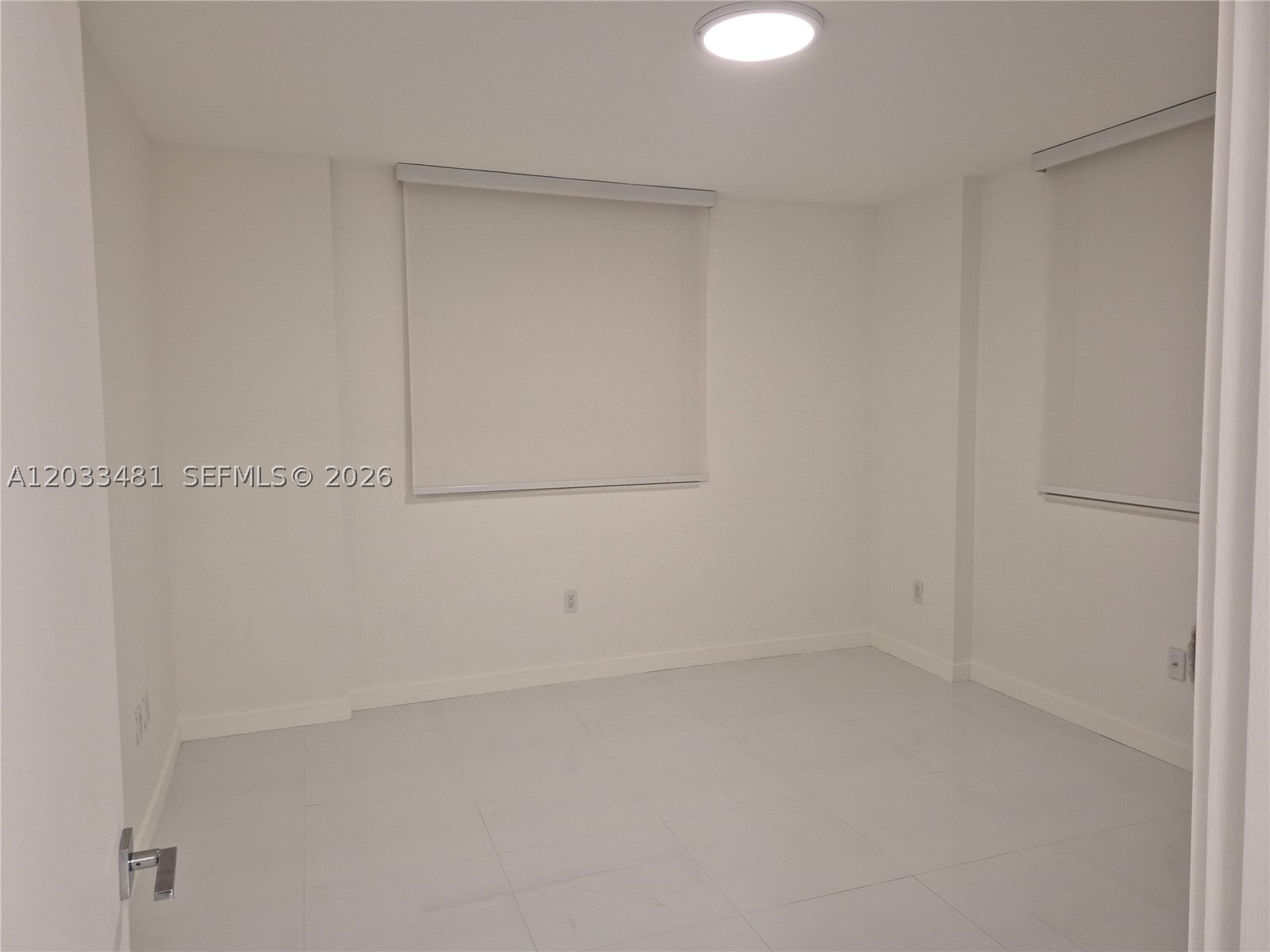 image The Venture at Aventura5