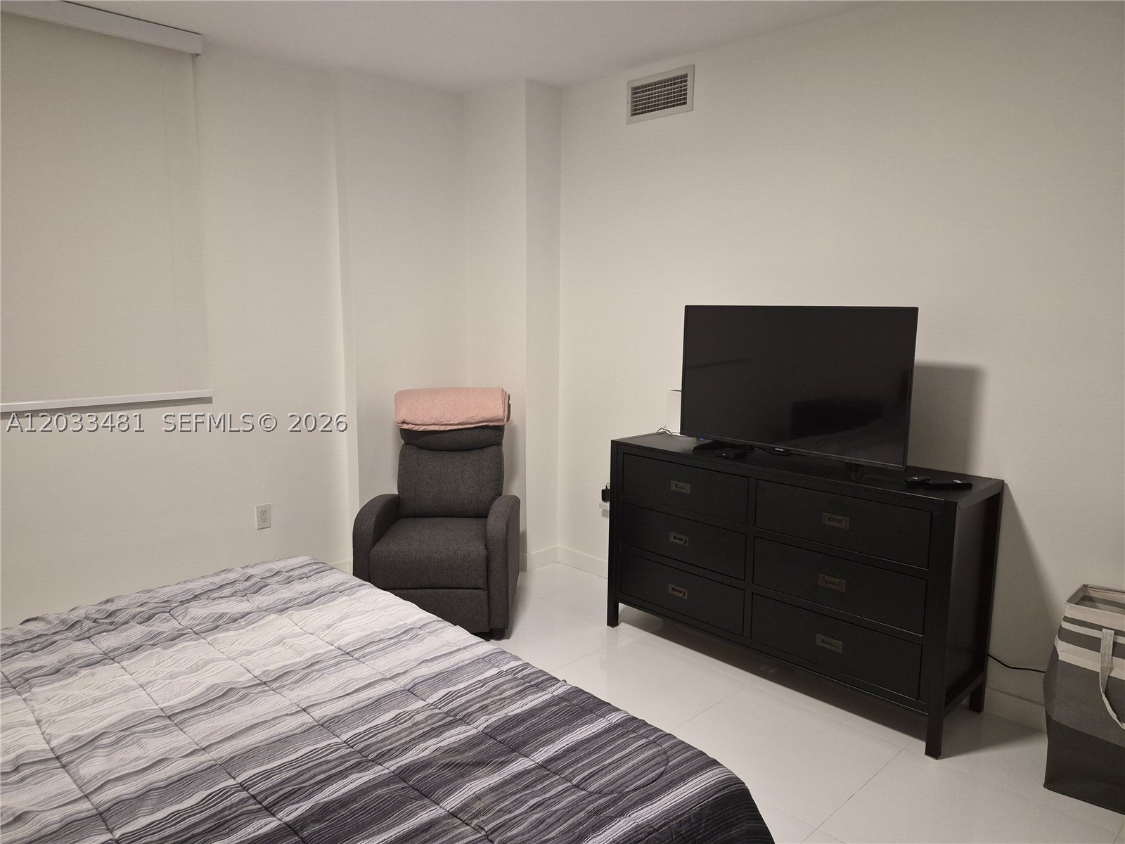 image The Venture at Aventura7