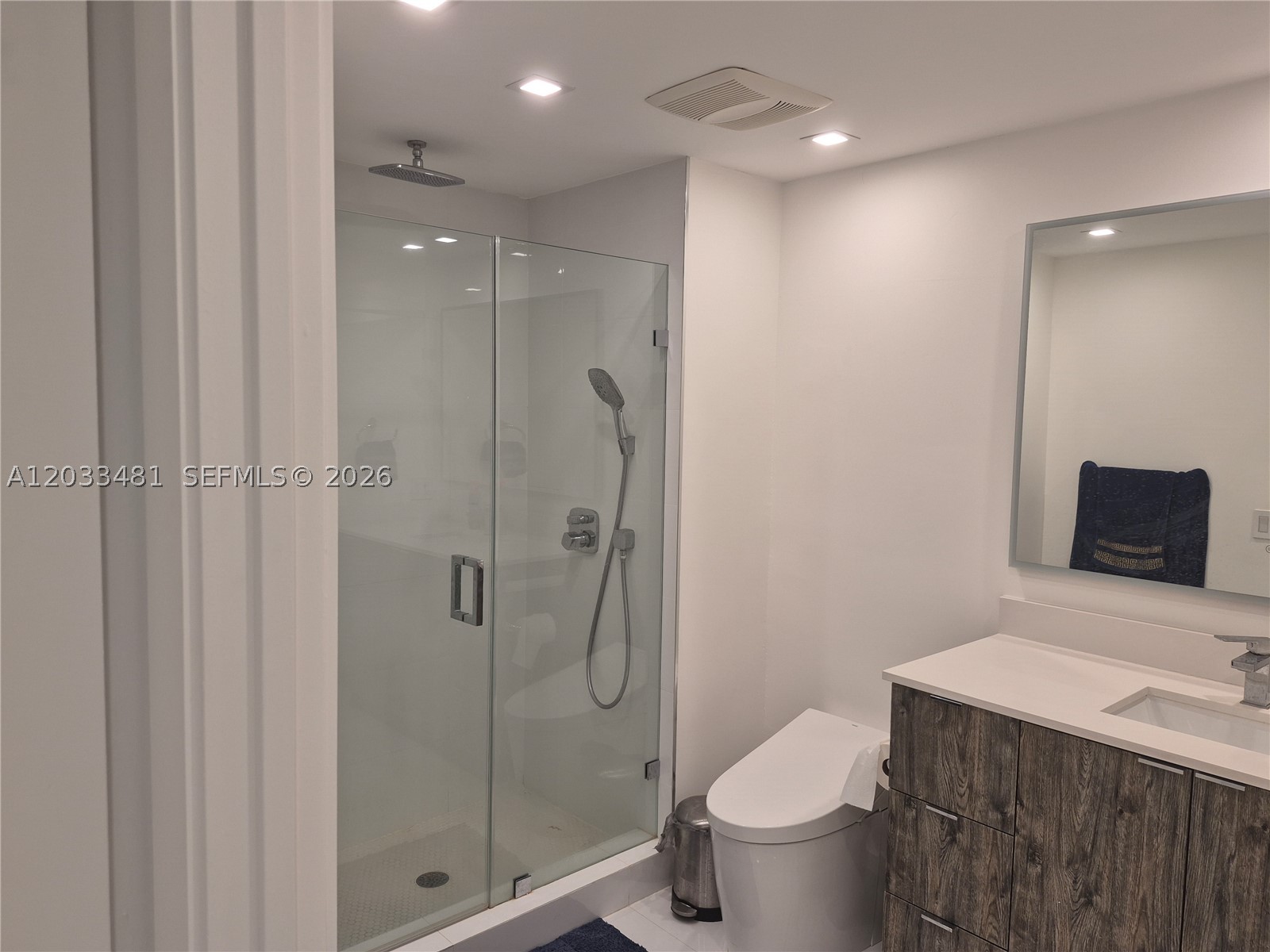 image The Venture at Aventura8