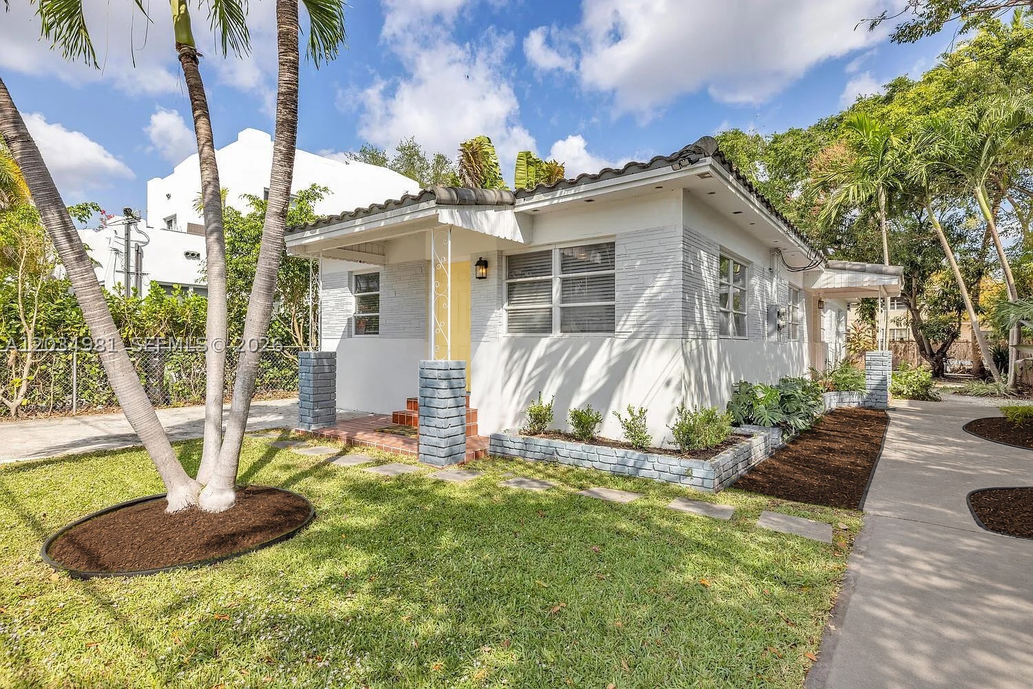 545 NE 64th St