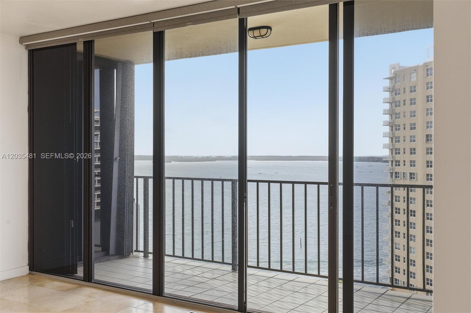 520 SE Brickell Key #A1615 Miami, FL 33131