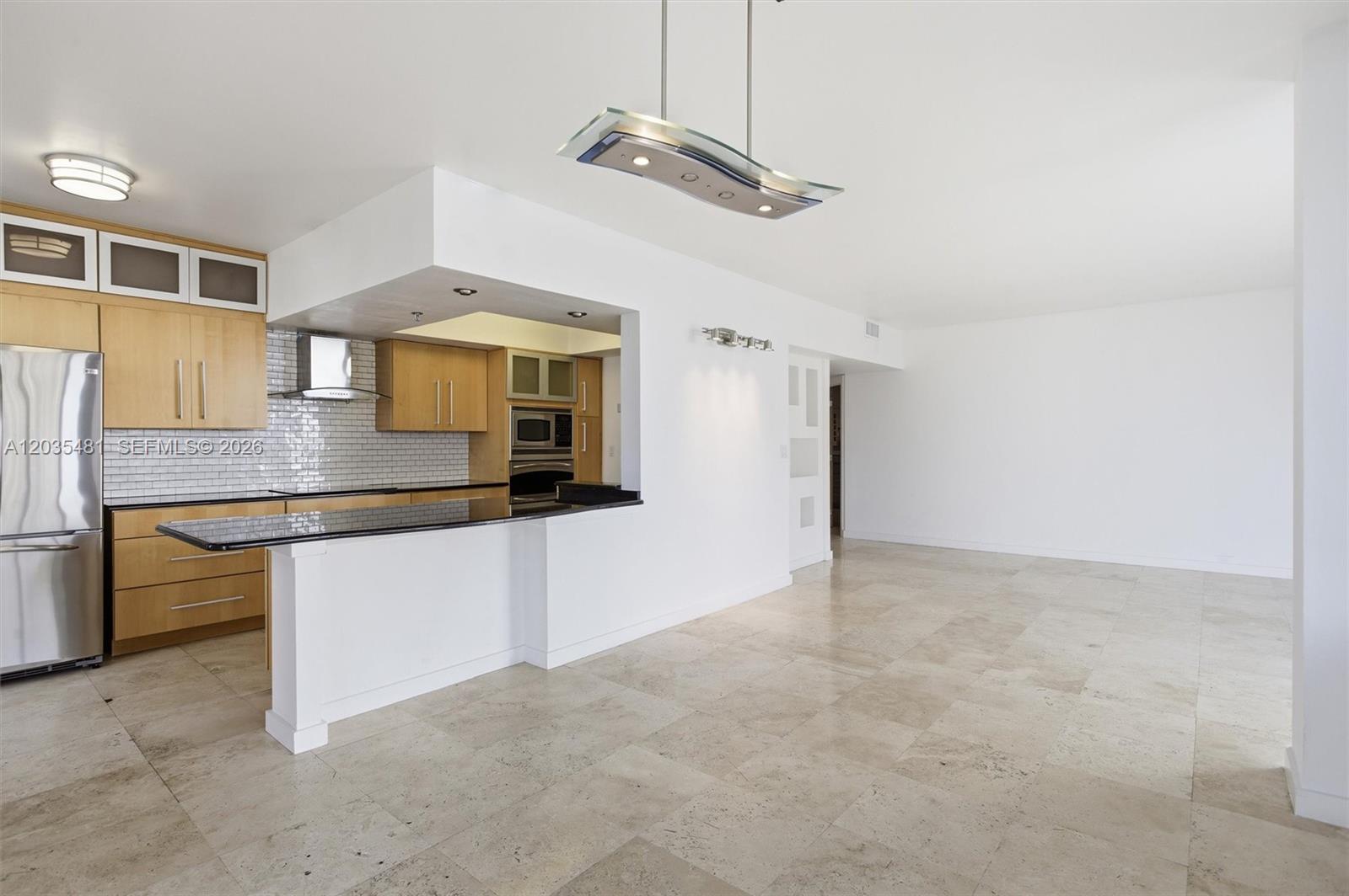 520 SE Brickell Key #A1615 Miami, FL 33131