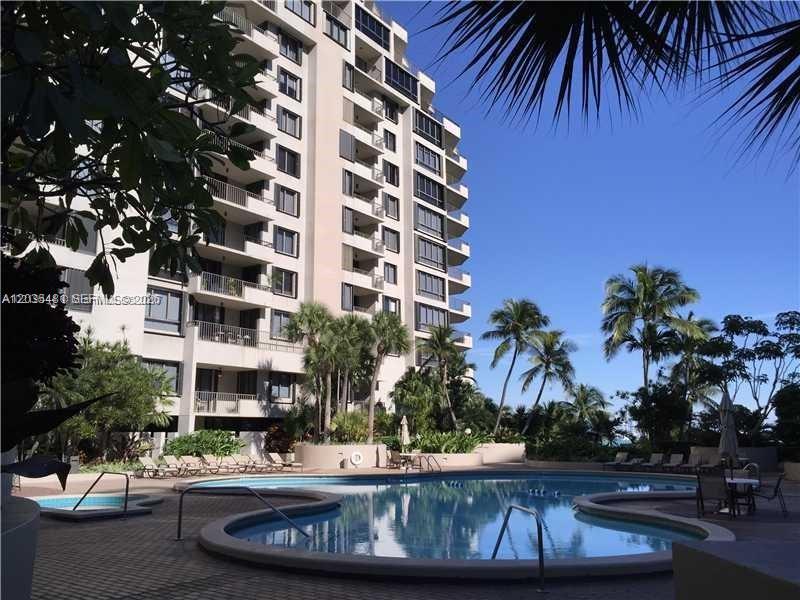 520 SE Brickell Key #A1615 Miami, FL 33131