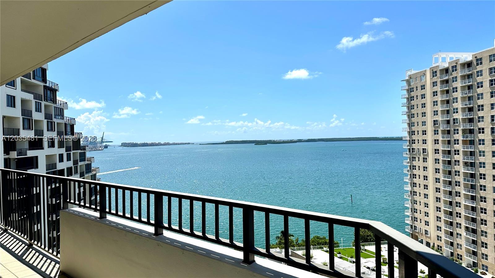 520 SE Brickell Key #A1615 Miami, FL 33131