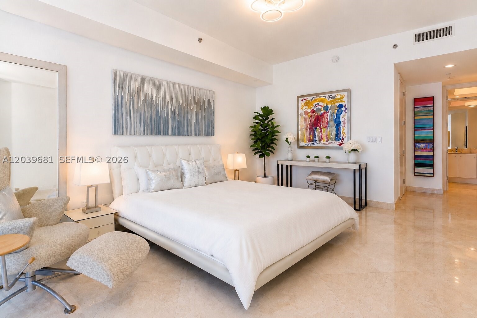 100 S Pointe Dr #1507 Miami Beach, FL 33139