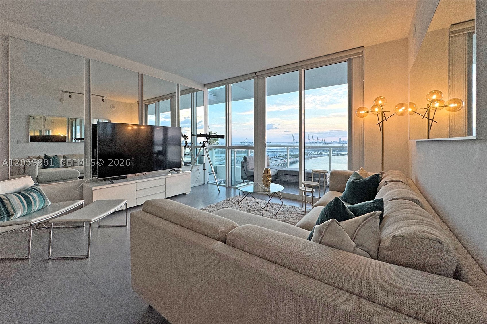 540 West Ave #2114 Miami Beach, FL 33139