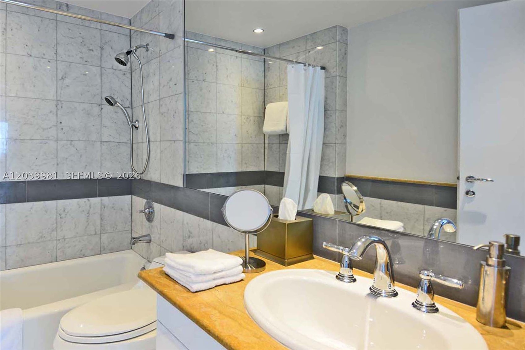 540 West Ave #2114 Miami Beach, FL 33139