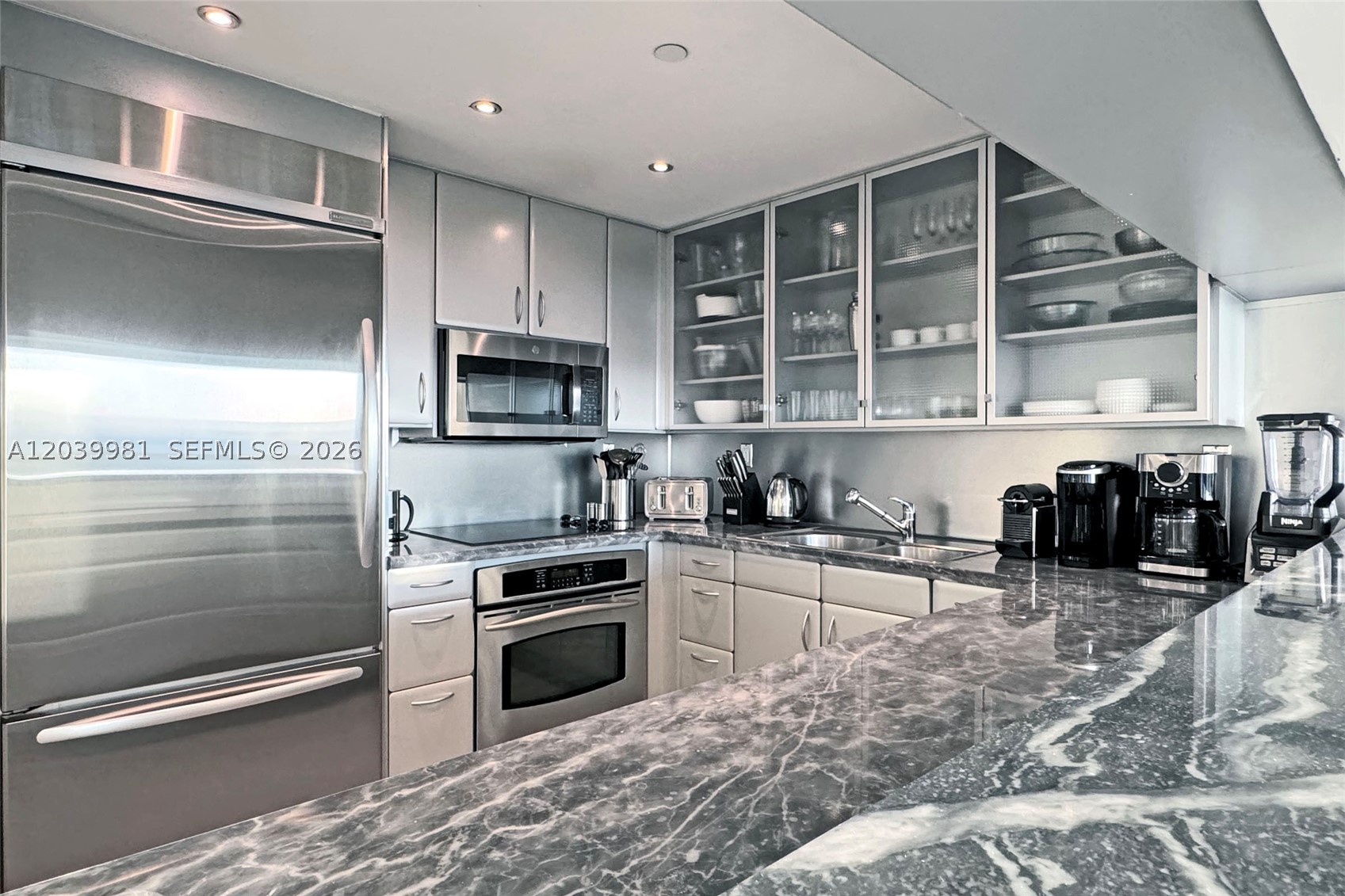 540 West Ave #2114 Miami Beach, FL 33139