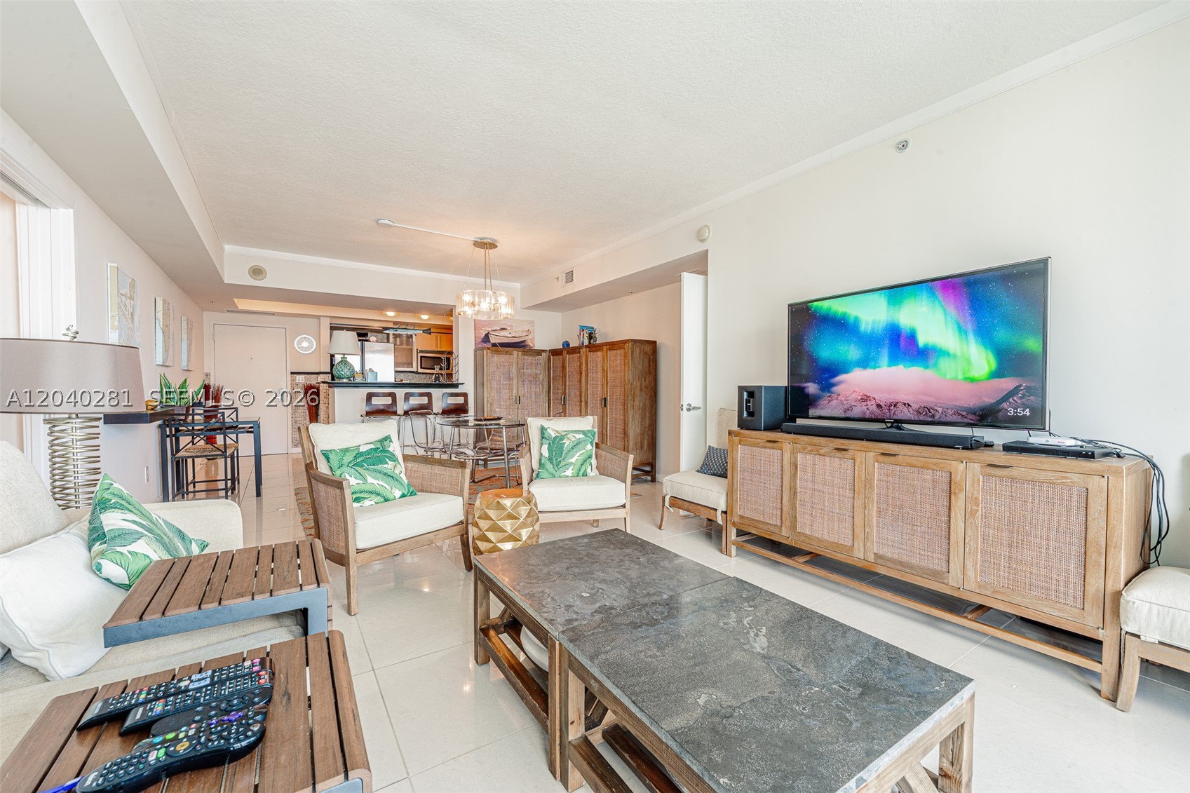 325 S Biscayne Blvd #3821 Miami, FL 33131