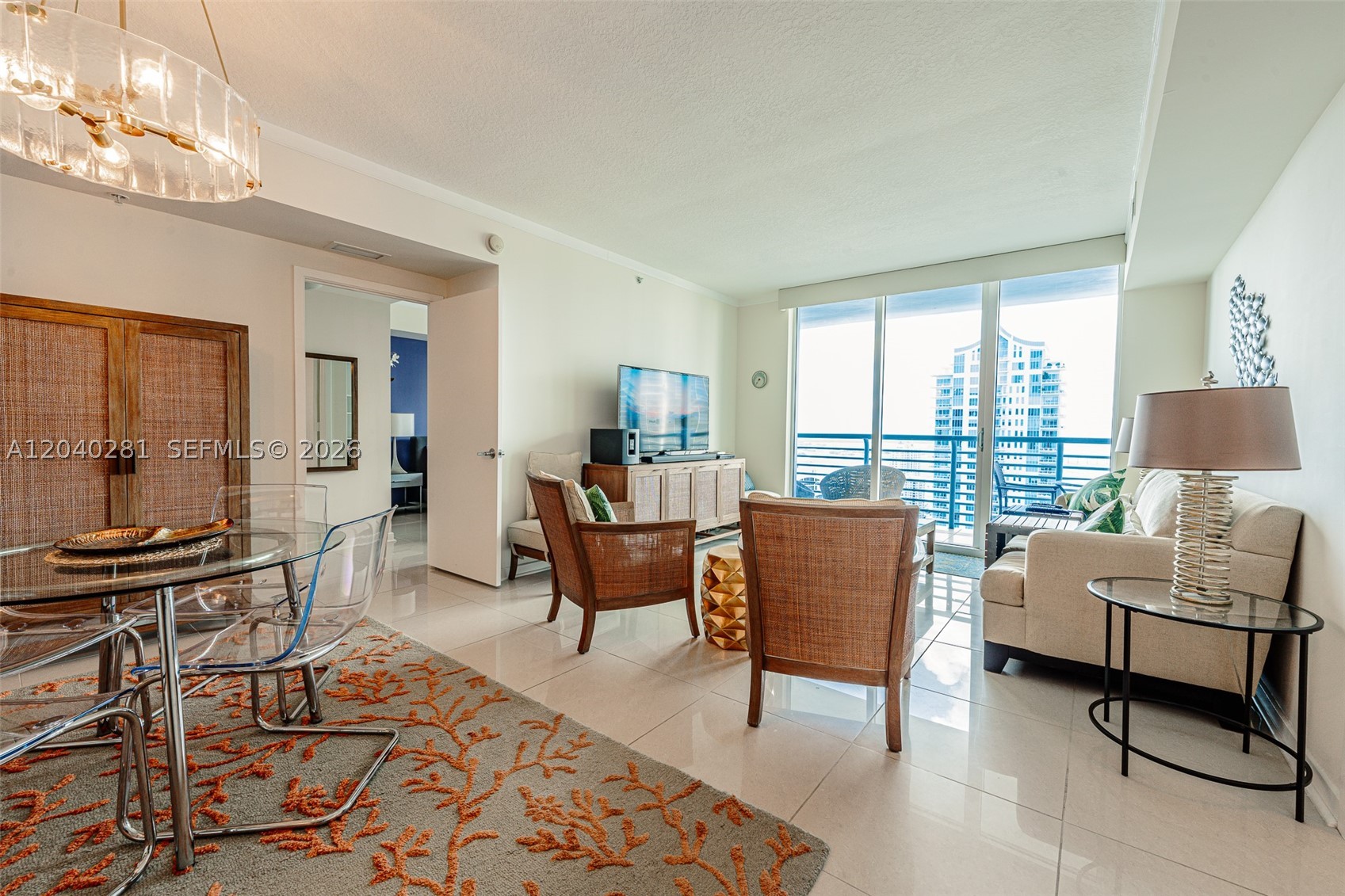 325 S Biscayne Blvd #3821 Miami, FL 33131