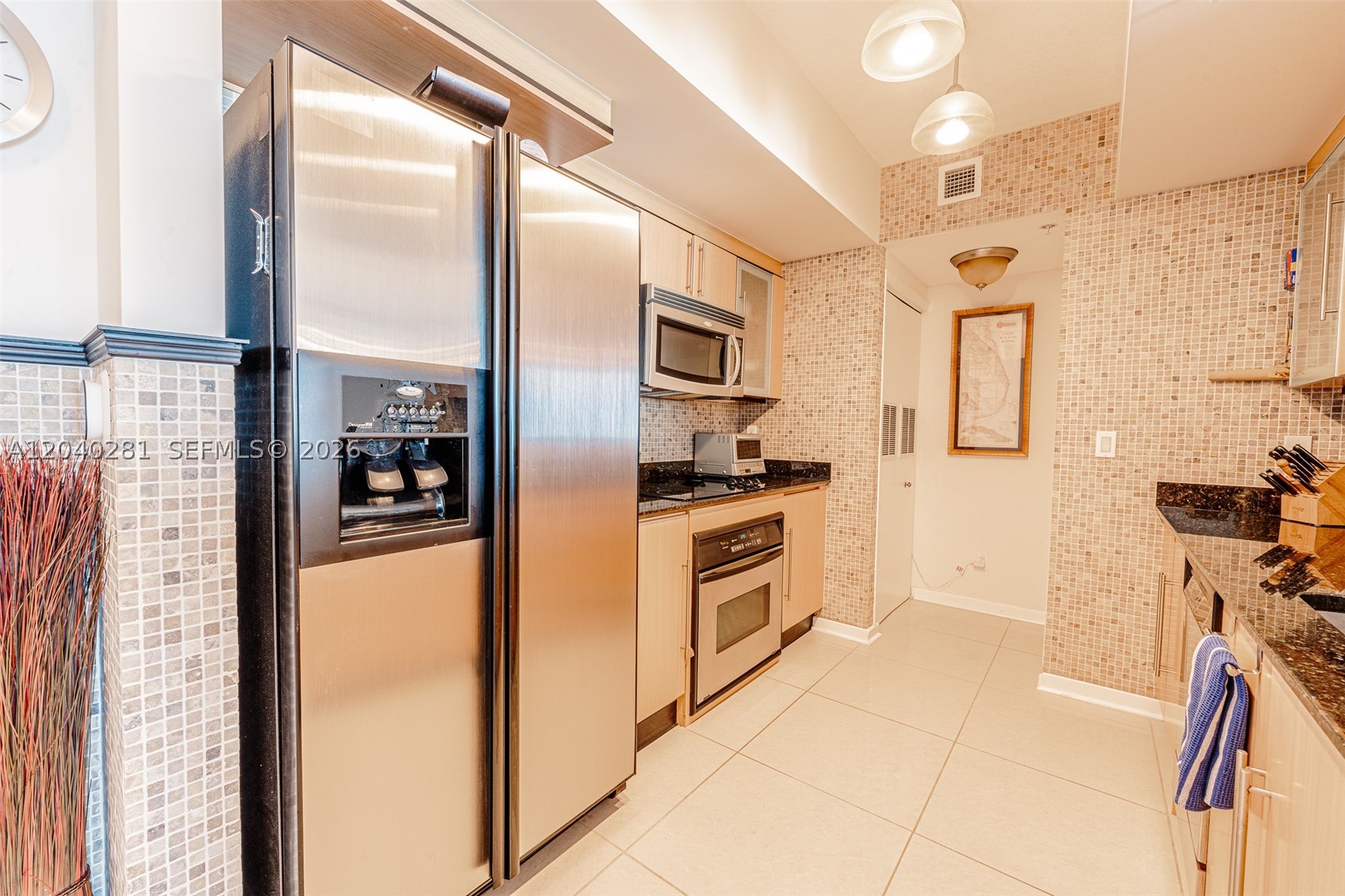 325 S Biscayne Blvd #3821 Miami, FL 33131